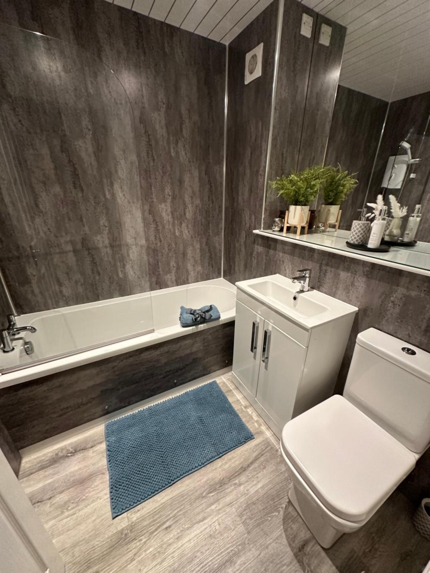 Lovely Modern 2 Bedrom Unit Close To City Center Dalneigh Kültér fotó